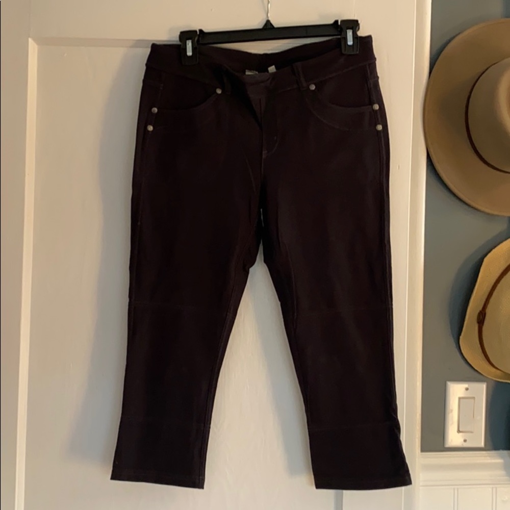 Athleta Capri leggings